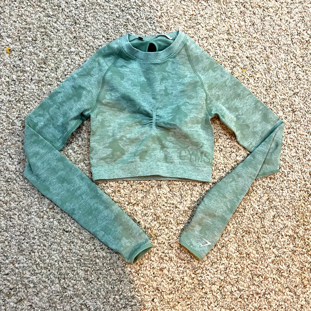 Gymshark top